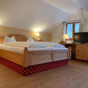 Dreibettzimmer